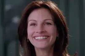 一吻定情，女明星爱上书店小老板，身份悬殊，能否终成眷属？视频封面