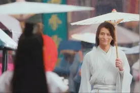 一生只够爱一人，多少人向往的美好爱情，全在这首歌里了视频封面