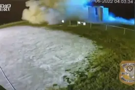 美国佐治亚州地标性建筑“佐治亚巨石阵”被炸毁 现场视频曝光！视频封面