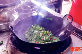 餐馆新招的厨师工资6000，你看小伙的手艺如何