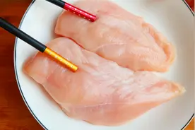 鸡胸肉的这两种做法，比肯德基好吃，大人孩子都喜欢，真解馋！视频封面