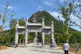 济南北部黄河边的华山，曾是济南第一名山，历史悠久，风景优美。视频封面