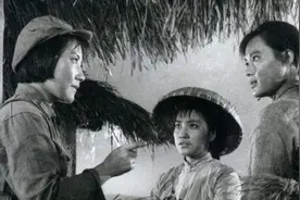 红色娘子军首任连长，1942年拒嫁日本军官躲进深山，终不幸被杀害视频封面