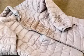 羽绒服不管多脏，教你1招，3分钟清洗干净立马就能穿，省钱又省力视频封面