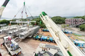 高架桥建造过程，钢箱梁在工厂制造好，大大节省施工工期视频封面