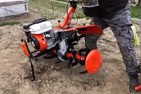 微耕机的普及和使用，降低了劳动强度，提高了生产效率