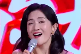 千万别让谢娜模仿：搞笑神还原张蔷赵樱子，台下众女星都笑坏了！