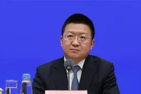 川藏铁路何时全线贯通？交通运输部回应视频封面