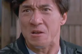 我是谁：成龙大战黑帮杀手这段，堪称全剧最搞笑一幕，实在太逗了