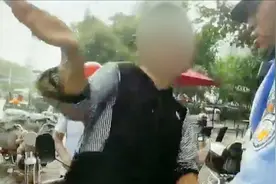 女子驾驶无牌电动三轮车上路 交警执法过程中被扇耳光