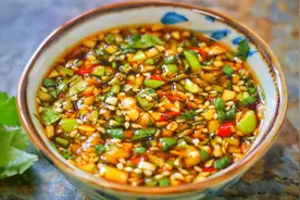 我家涮火锅，蘸料从不买，有了这碗自制蘸料，蘸啥啥香，做法分享