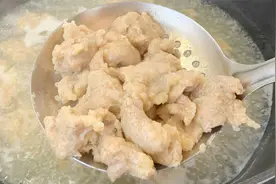 滑肉这个做法太香了，记住这些窍门，出锅晶莹剔透，鲜香滑嫩视频封面