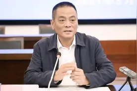 广东阳江第一首富是谁？他每年低调赚走17亿，个人身家高达165亿视频封面