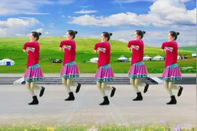 草原情歌广场舞《草原的你》带你领略大草原的美