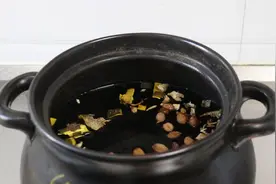 阴虚火旺、身体上火，常用3味中药煮水泡脚，滋阴降火、养心安神视频封面
