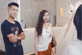 球球更衣春光乍泄，男人帮都经不起考验，集体流鼻血！爆笑更衣室视频封面