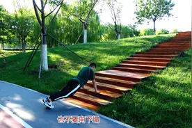 减肥的黄金动作，减肚子减全身，1天100下，燃烧腹部脂肪