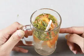 茶叶西红柿一起泡水，解决很多人的难言之隐，早知道就好了，赞视频封面