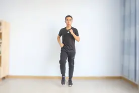 脂肪“粉碎机”！15分钟暴汗燃脂操，不反弹，让你从头瘦到脚视频封面