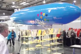 大家伙来了，遥控飞艇是这样起飞的