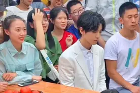 TFBOYS出席各项公益及联合国活动，真是当之无愧的优质偶像！