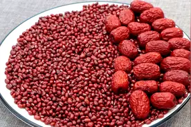 红豆和红枣放一起，原来作用这么厉害，补血补气睡眠好，面色红润