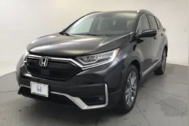 本田CR-V终于要上新款！车长增至4.6米，前脸大镀铬没了！视频封面