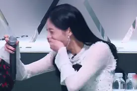 蔡徐坤就是通过这首歌才火的！歌词太肉麻！女导师都不淡定了！