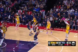 NBA精彩时刻：湖人下起三分雨！威少甜瓜连续外线轰击视频封面