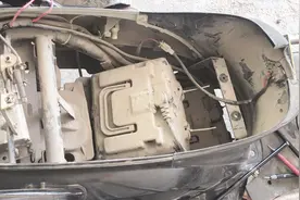 电动车打开电门钥匙，全车不通电怎么检查？专业老师傅告诉你视频封面