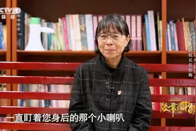 张桂梅让失亲学生和自己住同一间宿舍视频封面