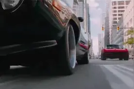 速情：5000匹马力改装车很牛？小子道奇挑战者教他做人，精彩！视频封面