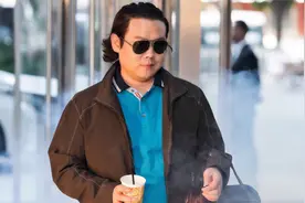 梦想成为作家的小岳岳因外貌原因现实中屡屡碰壁#岳云鹏#众星云集视频封面