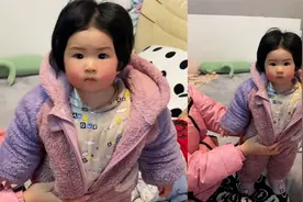 宝宝中分头和奶奶撞脸，妈妈仔细对比惹网友笑喷：怎么又老又成熟视频封面