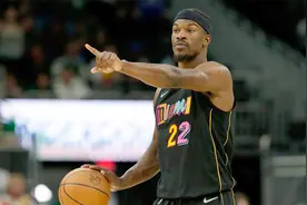 NBA季后赛排位观察：热火独行侠提前晋级，湖人将拼杀至最后一刻视频封面
