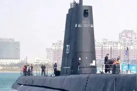 蔡当局连收噩耗！游泳池内，台海军出现致命意外，一军人当场溺水视频封面