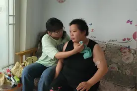 洛阳19岁高考女孩省钱不吃晚饭，疯狂求学想当老师，获万元奖学金视频封面