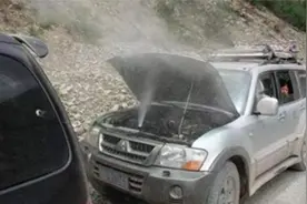 车开一会就高温咋回事？换一堆配件没解决，抓紧检查这里视频封面