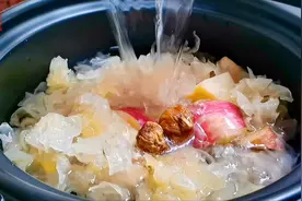 小孩子便秘、大便干硬怎么办？教你一款汤，润肠通便又下火视频封面