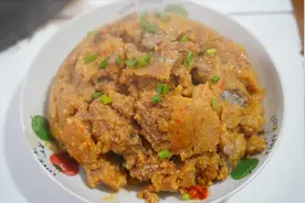 农村妈妈教你做一道粉蒸羊肉，不腥不膻肉嫩味美，我看饿了视频封面