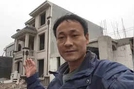 放弃城里买房！30万自建400平米大别墅！这简直比城里楼房强百倍视频封面