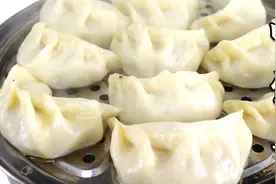 香菇饺子，从和面到调肉馅，干货技巧全教你，个个皮薄馅大又多汁视频封面