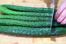 春季黄瓜这样吃，3天快速减脂刮油瘦身，就算胖成球，也能瘦成猴视频封面