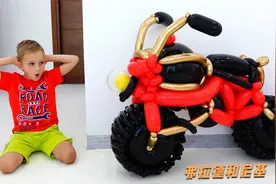 弗拉德和尼基—弗拉德和尼基用气球制作了玩具汽车