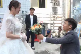 湖南一对新人正在举行婚礼，新娘肤白貌美，太漂亮了视频封面
