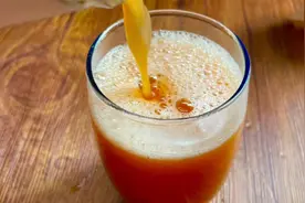没想到胡萝卜和梨搭配在一起这么厉害，每天喝一杯，简单又方便视频封面