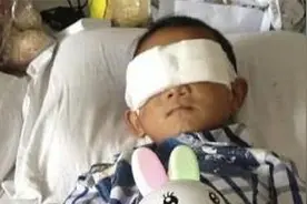 太揪心！五岁男童突然失明，竟然这个“习惯”导致的，家长要注意视频封面