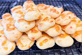 糯米粉做的饼干吃过么？芝士麻薯小饼干，外酥里糯，吃过的都说好