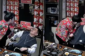 老婆亲老公一口竟遭嫌弃，立马喝茶漱口拿纸擦嘴，老婆表情笑翻天视频封面