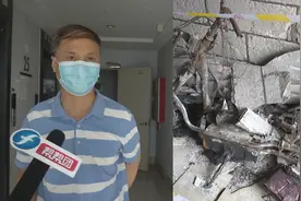 “整个楼道被熏黑”电动自行车上楼自燃引火灾，烧得只剩下骨架视频封面